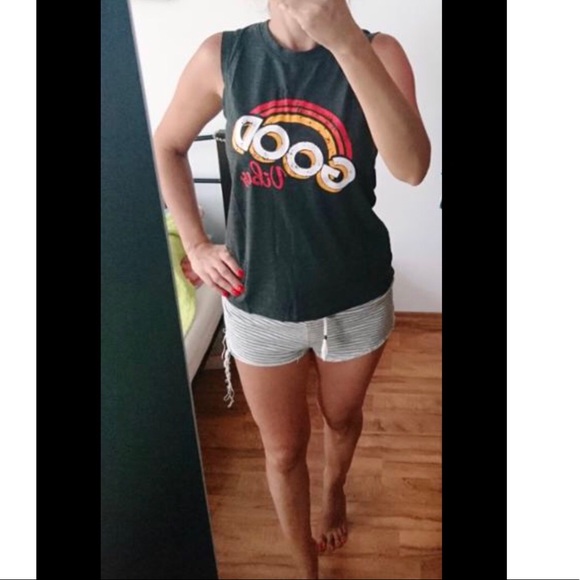✨HP!✨Good Vibes” Retro Tank Top✨ - Picture 2 of 5